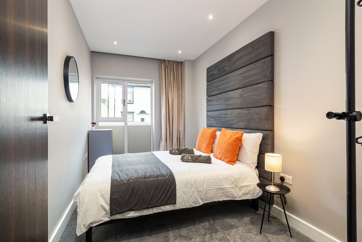 Midweek_breaks's tweet photo. Book a midweek stay in one of the stylish city centre self-catering apartments in Gillingham, Kent https://t.co/xwxqh21wLV #midweekbreaks #addressapartments #gillingham #staycation https://t.co/ovpf9DRjzH