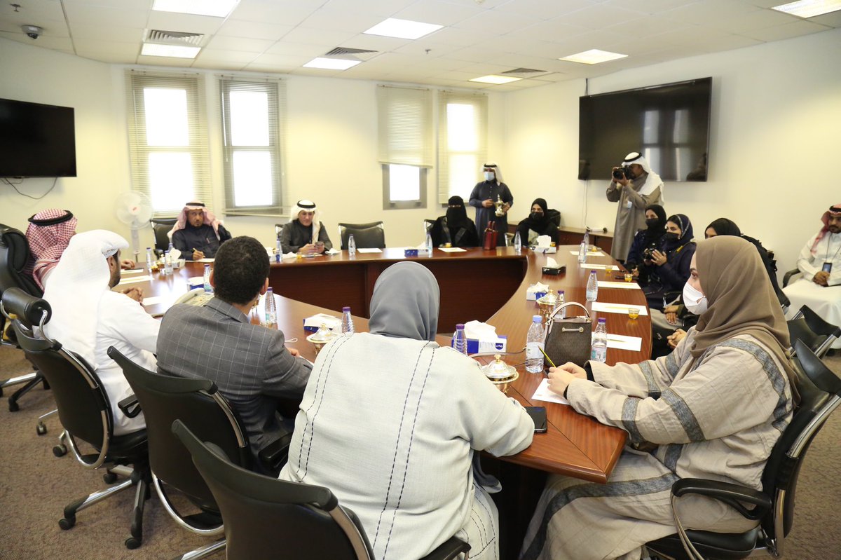 sju_ksa's tweet photo. حديث المنصات | قسم الاعلام في جامعة طيبة يزور #هيئة_الصحفيين_السعوديين ب #الرياض 
تفاصيل أوسع :
https://t.co/O1PY1DhyeN
#وزارة_الاعلام
#المرئي_والمسموع https://t.co/pHtdULPedt