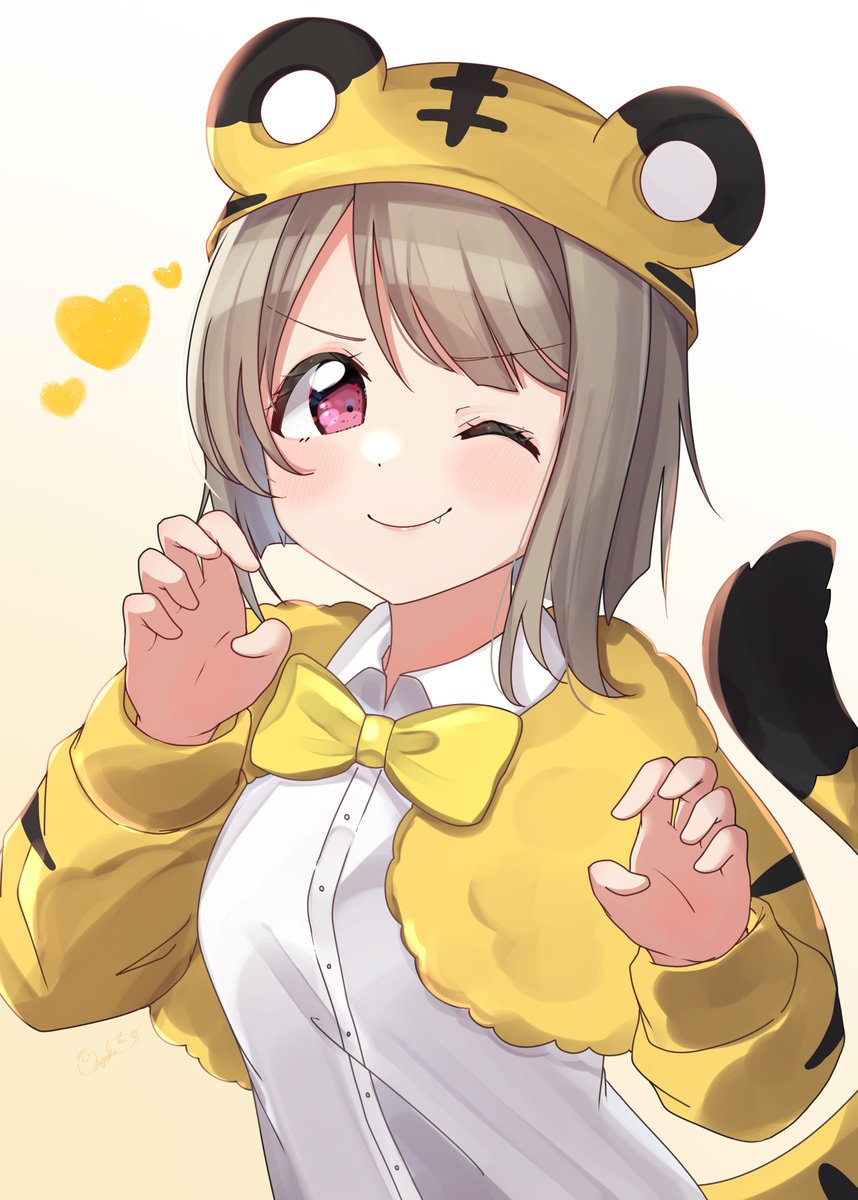 中須かすみ 「#今月描いた絵を晒そう
今月はかすみん尽くしでした👑 」|にゃこ🐈のイラスト
