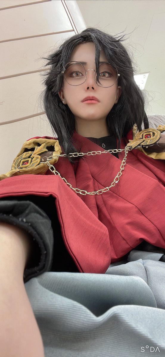 ginsan0116's tweet photo. ⚠️コスプレ⚠️
🌈🕒／🧐

段々と軽装になる和装探偵🧐
 #シェリンに変装中 https://t.co/J1ey8ELaQM