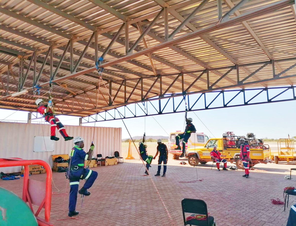 The First Shift at Kolomela Mine all passed with flying colours in their Rope Rescue Course. Shift Two has started training - let's see how they do. <a href="/ER24EMS/">ER24 EMS (Pty) Ltd.</a>  #rescuetraining #kolomelamine #roperescuetraining