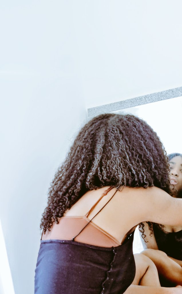 Root2Tip's tweet photo. Are you struggling with Gym hair? Did you know failing to wash your hair after a workout can lead to bacteria buildup! Afro hair needs to protected after and before a workout! If you workout then cowash instead! Skip the shampoo, but do not skip the hair wash! #Hairducation https://t.co/VeMY7gCtgH