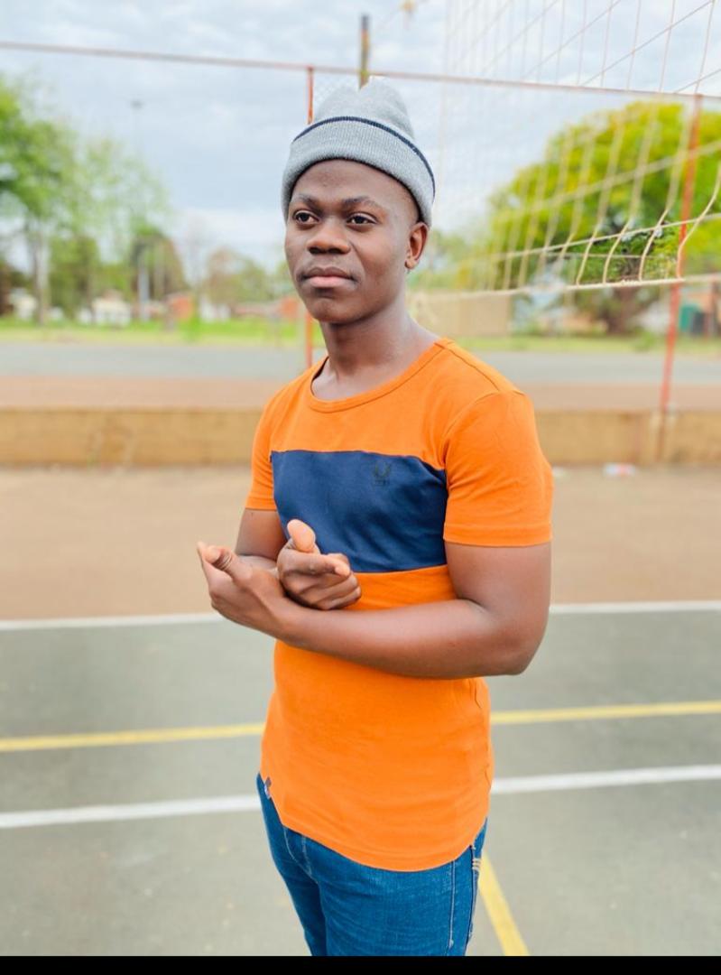 SWAYOCO's tweet image. Simphiwe Gamedze from Luyengo campus has also been detained in student protests
#free Simphiwe