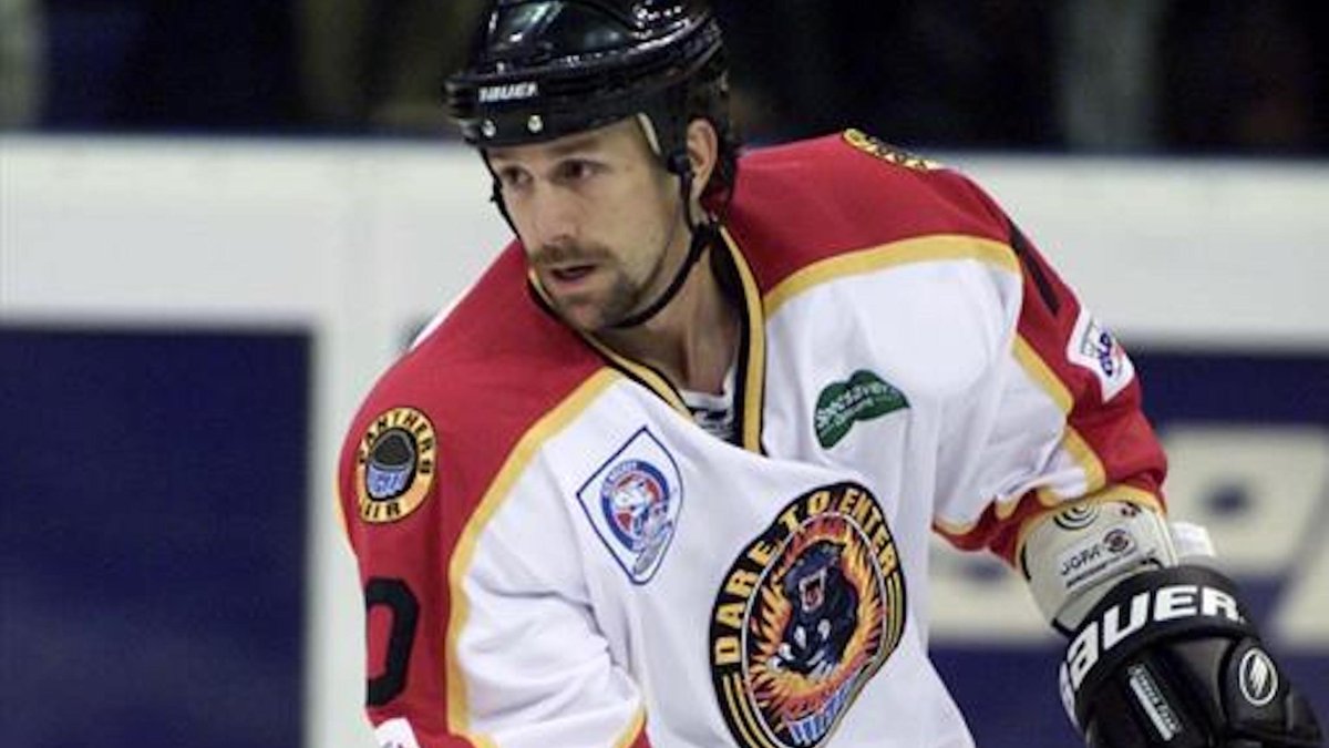 PanthersIHC's tweet photo. There's a legend in town for Saturday night's game... #10 Randall Weber! 😻

👉 https://t.co/B2JKG5Lf4t https://t.co/zngHDx6Dtq