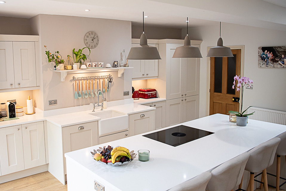 Ruach Kitchens tweet media