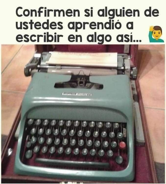 💙💜Berny🐶🐱🇨🇱 tweet media