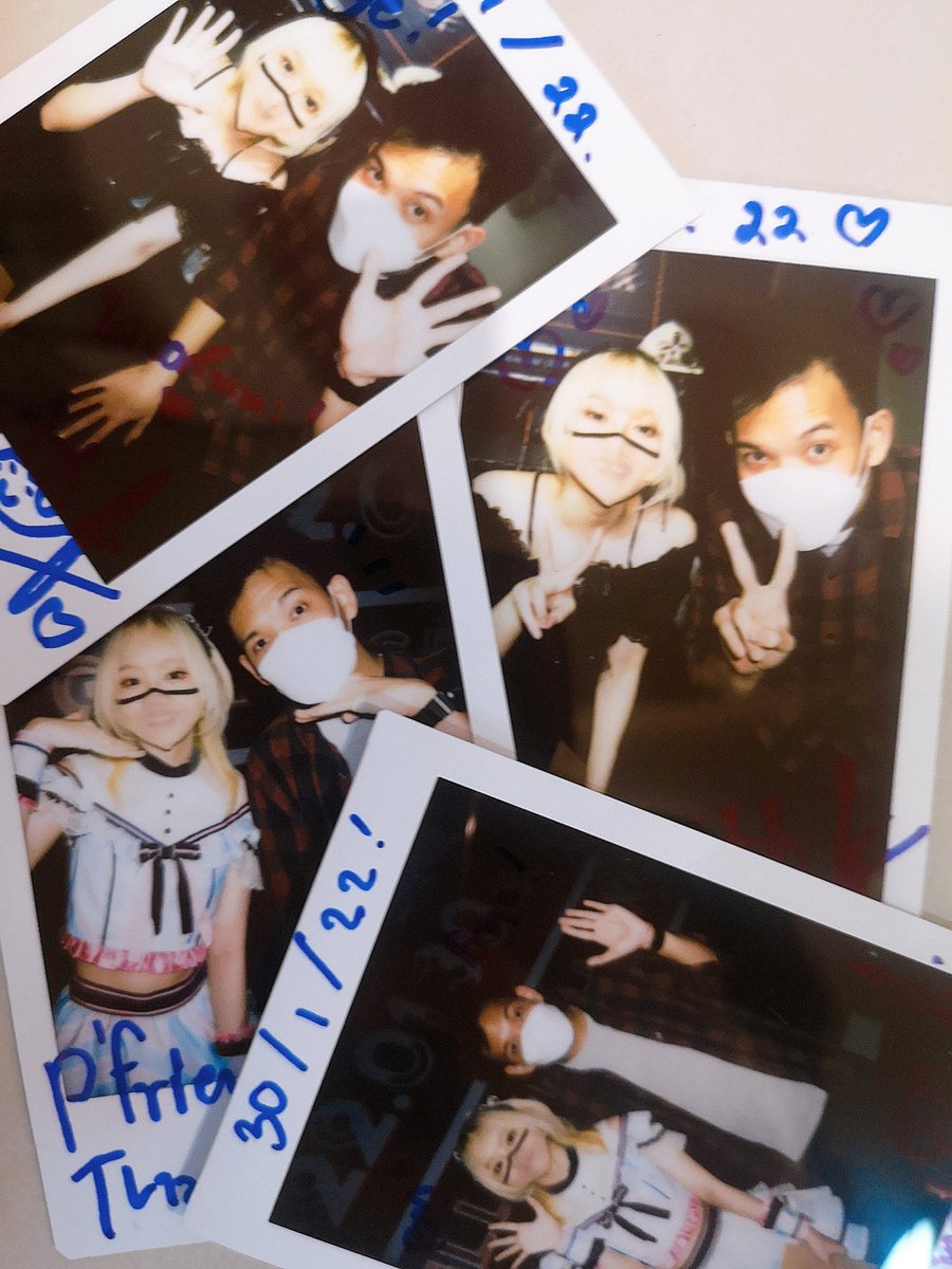 urfriend_staff's tweet photo. เธออาจจะยังไม่รู้ และ อาจจะยังไม่เข้าใจ ว่าทุกครั้งที่ได้เจอมันมีความหมายมากขนาดไหน โชคดีนะคะ อย่าลืมว่า ทุกครั้งในการเปิดประตูบ้าน ความรู้สึกดีๆ ยังมีให้อยู่เสมอ 🙂🙂🙂 #fsumomo https://t.co/12QHzy0gAH