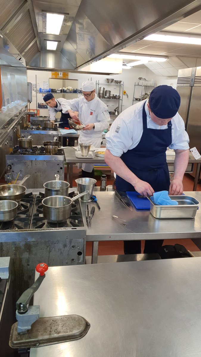 Major Chefs Culinary Challenge underway a chance to cook at <a href="/HRC_Event/">HRC</a> with <a href="/michelrouxjr/">Michel Roux Jr</a> as Chef Ambassador this year. A fantastic opportunity for these young chefs