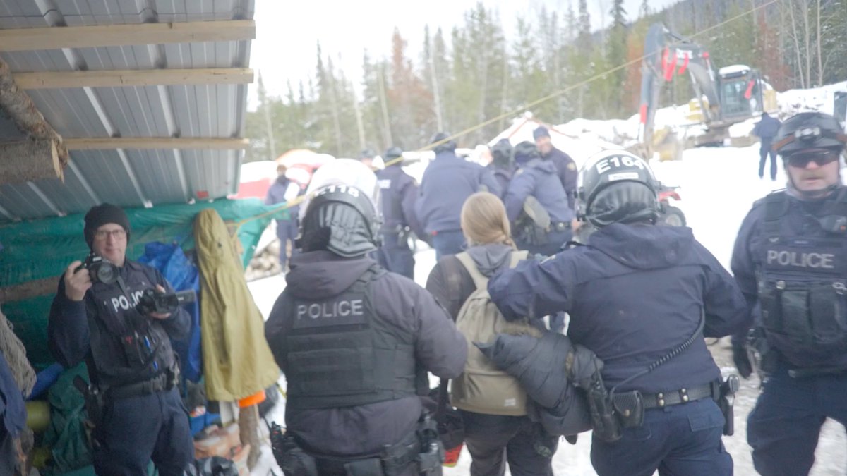 cadenceweapon's tweet image. When we march for Black lives, we get vilified in the press

When we protect Indigenous land, journalists and community members are arrested

When we protest encampment clearings, the state opens up the war chest, unleashing a tactical military response