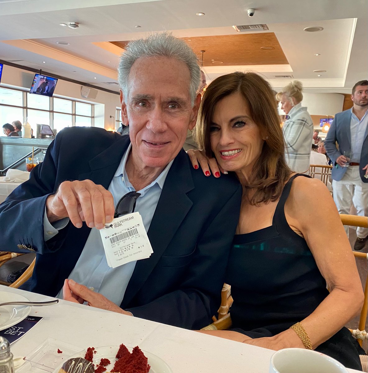 teresataylorpro's tweet photo. #PegasusWorldCup w my guy #ArtShamsky ❤️🐎🐎🐎 #ShiftyShe
#TeresaTaylorpro https://t.co/A5RuOcwWO9