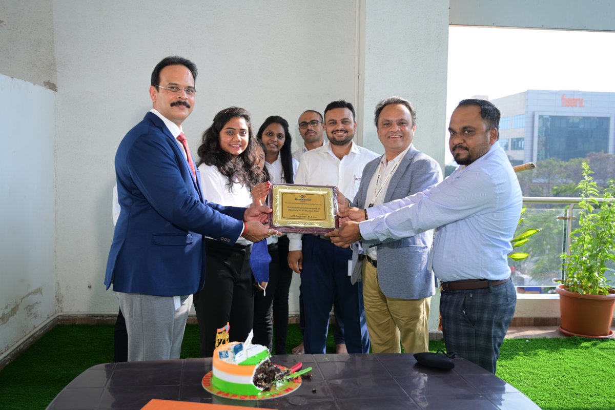 mtsengrs's tweet photo. We have always believed in delivering more than expected. We are so delighted to share precious and rewarding moments of our journey from Bronkhorst Instrumentation India Pvt Ltd for Outstanding achievement in 2021.
#Awards #Growth #success #mts #engineering #flowmeters https://t.co/SxszQUhtAS