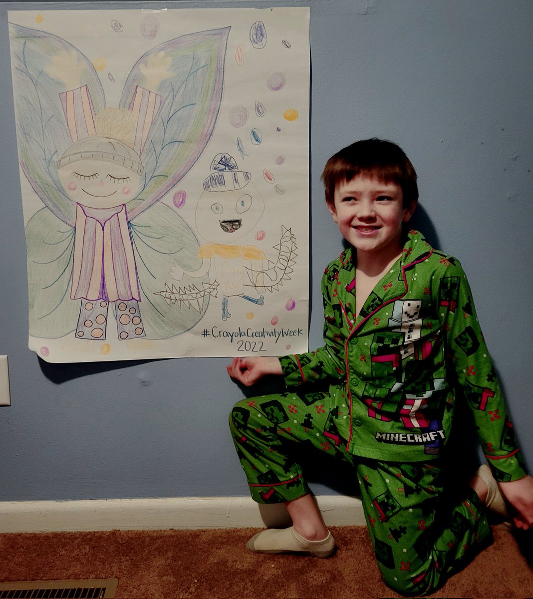 KabrinaLester's tweet photo. Do dragon wings count? My little is very creative @CrayolaEdu @Crayola Clearly I think inside the box. Him, not so much and I love it. #crayolacreativityweek #flywithme #1stgrade #CESTigerCub #SundayFunDay https://t.co/VUDMKFVmvm