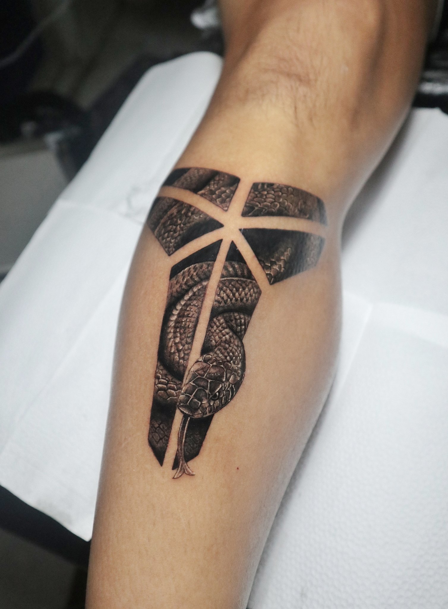 Twitter 上的Kobe  Gianna Bryant MuralsNew Kobe Black Mamba tattoo by Andre  Rennard  httpstcovqkV5wNXLz  Twitter