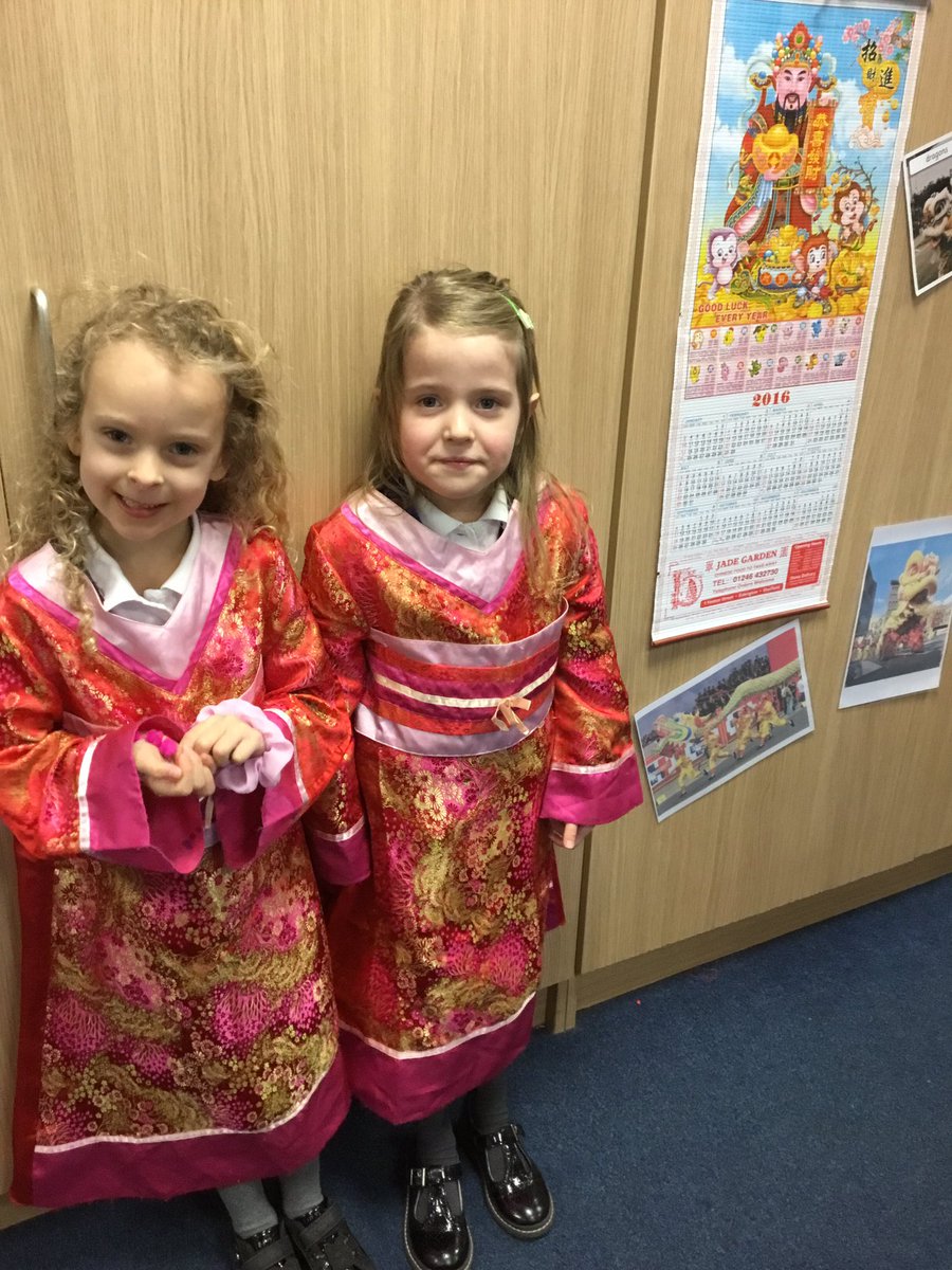stthomas_cofe's tweet photo. Reception have loved learning about Chinese New Year today #dragondancing #ChineseNewYear https://t.co/q1ahti0Znc
