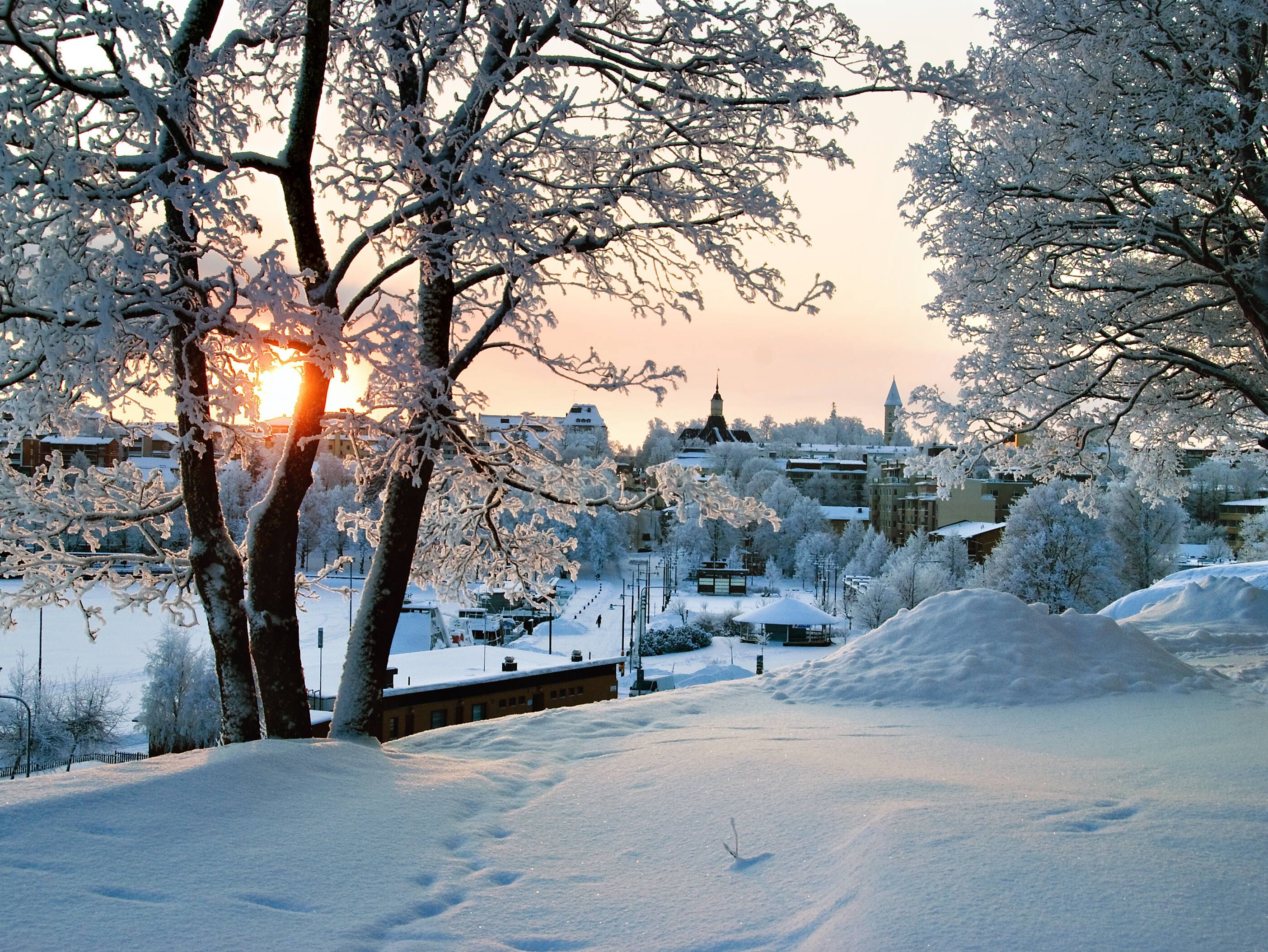 Зима в городе. Достопримечательности города зима. Зима в городе. Сайт города зимы. Зима в городе.
