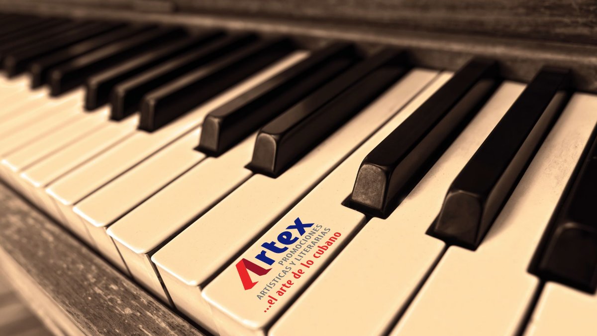 DaniaArtex's tweet photo. Continuar construyendo por un país mejor para todos.  #SomosArtexCuba te invito a compartir melodías. #quelamusicanofalte #cubaescultura https://t.co/u1CqMjsWqI