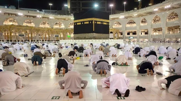 LNNNewsReport's tweet photo. Last date for Haj-2022 Application Forms extended to February-15 

https://t.co/48FCZO7AmO https://t.co/aecXQVCNyd