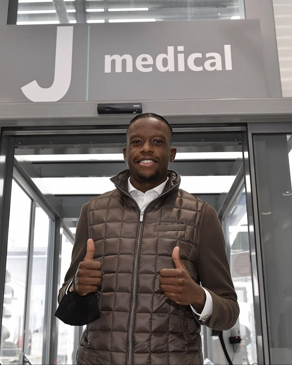 the_futbul's tweet photo. ✍️: Juventes sign Denis Zakaria for a fee of €7M plus add ons.
#Juventes #DenisZakaria https://t.co/Ek6ur36BXh