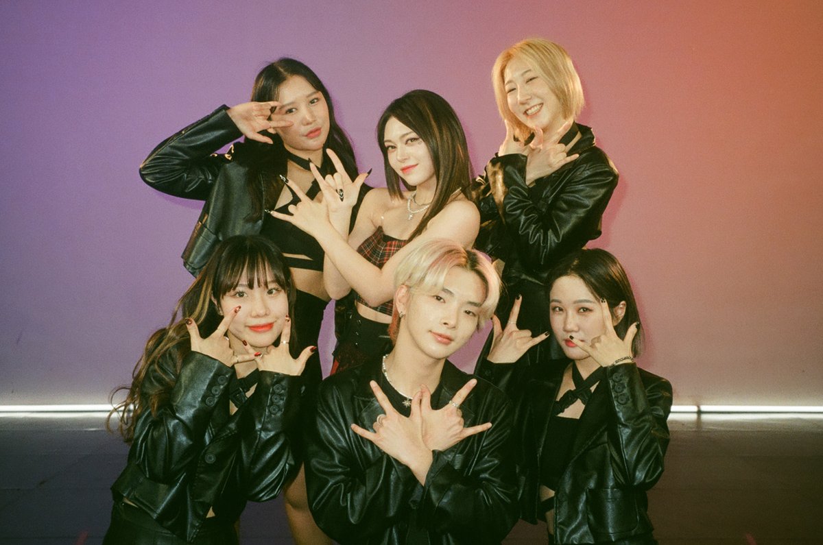 필름카메라로 기록한 1월의 추억📸 2월에도 쭈욱 엠투와 함께해요❣ #1월의엠투 #M2film #릴레이댄스 #AleXa #알렉사 @AleXa_ZB