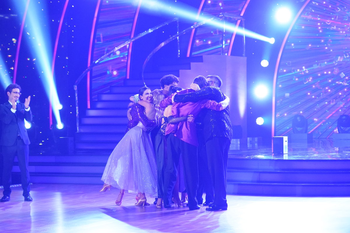 Η Τζώρτζια Γεωργίου και ο Αλέξανδρος ξεχώρισαν από το πρώτο live στο #DWTSgr και κατάφεραν με σκληρή δουλειά και κόπο να κατακτήσουν την πρώτη θέση! Πάνω απ' όλα, η στήριξη και οι ψήφοι σας τους ανέδειξαν νικητές! #StarChannelTV <a href="/StarChannelGr/">StarChannelGR</a>