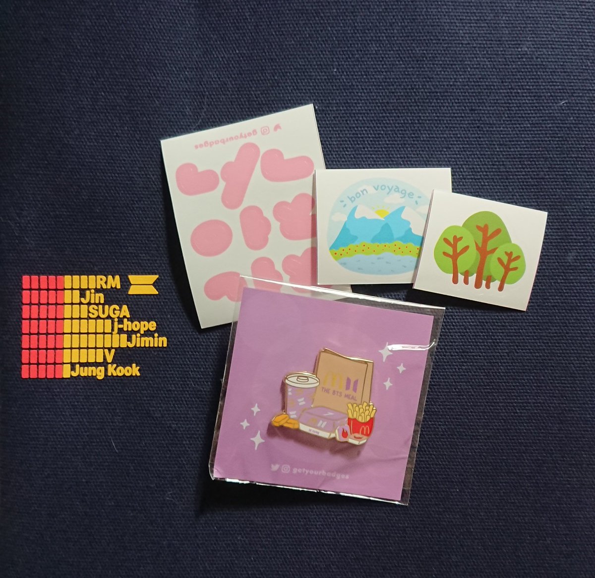 aslasmile's tweet photo. @yonkwanmin 様
@getyourbadges 様

こちらも届いております💜
マクドナルドコレクションに付けたかったんですー。
予想以上に可愛い💠

さっちー様、その他のピンも無事に届いております。お忙しい中、 いつもありがとうございます😆 https://t.co/wHe3tXJPUo
