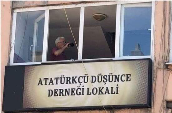 Neden , Atatürkçü düşünce kaldıranlar derneği yok!