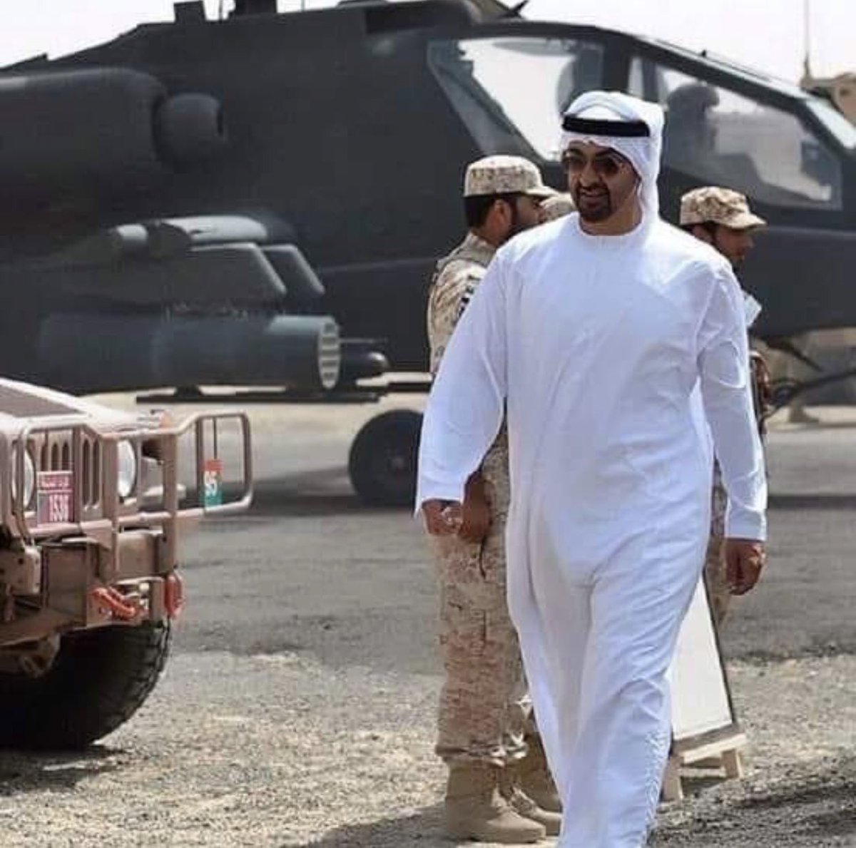 mb6reesh's tweet image. يا شيخ لام الله من يلومنا فيك ..