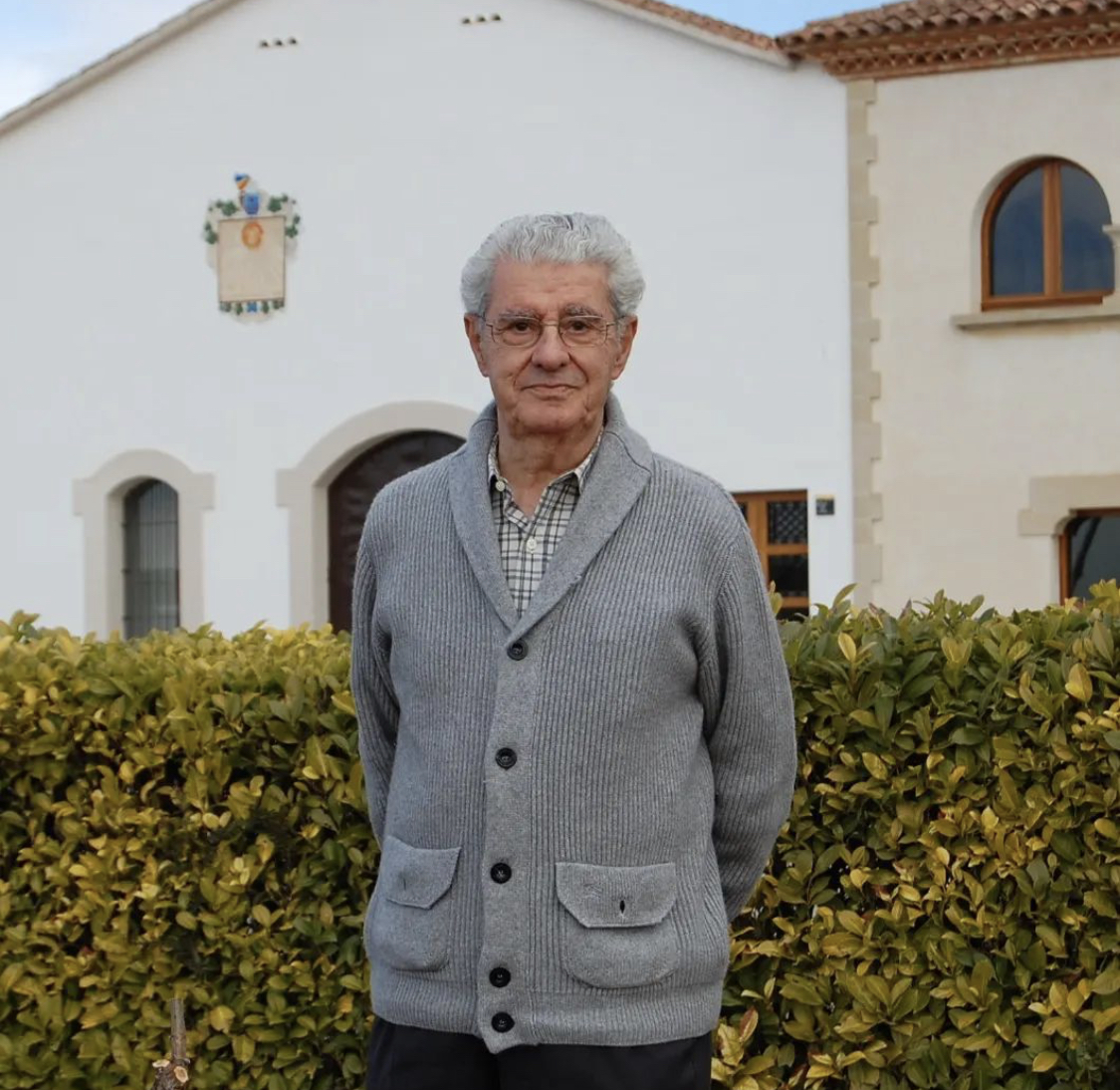 nadalwines's tweet photo. Prenem el compromís de mantenir viu el seu llegat i fer fructificar els seus esforços al capdavant de l’empresa familiar. https://t.co/eIj3EgW4J3