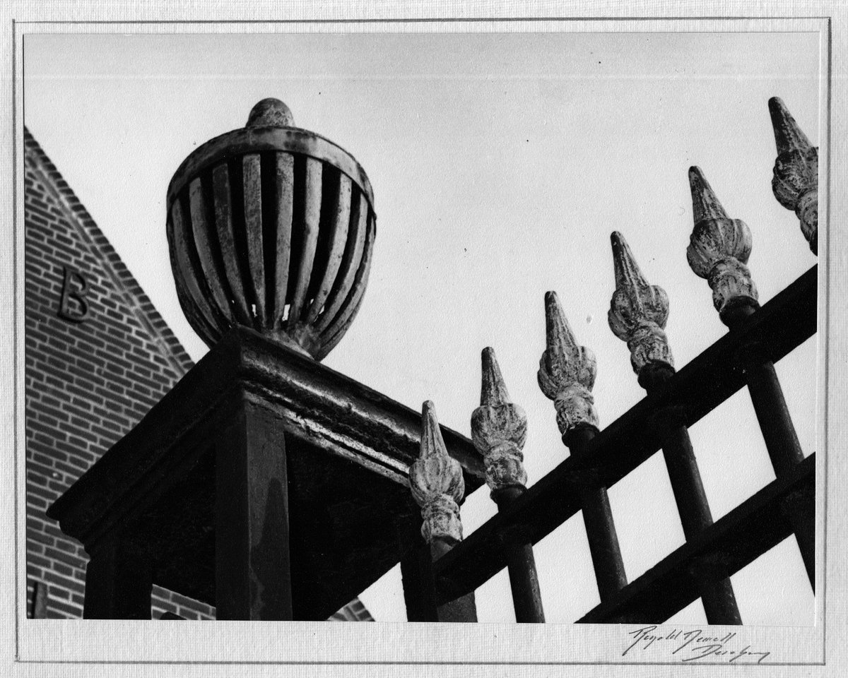 BonnersMuseum's tweet photo. #AllMetalMonday The missing ironwork churchyard gates to #Dereham church, removed in 1979 as part of an improvement scheme and shown in a photograph from our collection c1960. Their location now or fate is unknown if you know where they are let us know. https://t.co/P8th7aaSdV