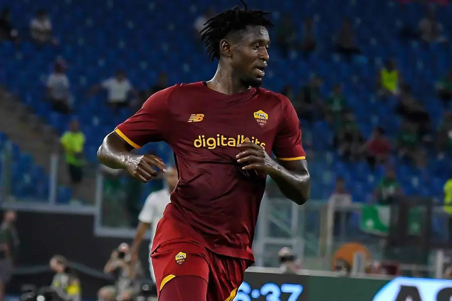 Solano_56's tweet photo. No #Valencia for Amadou #Diawara, the Spanish side no longer pursuing the midfielder of #Roma @ASRomaPress https://t.co/GvbTdHMvYA