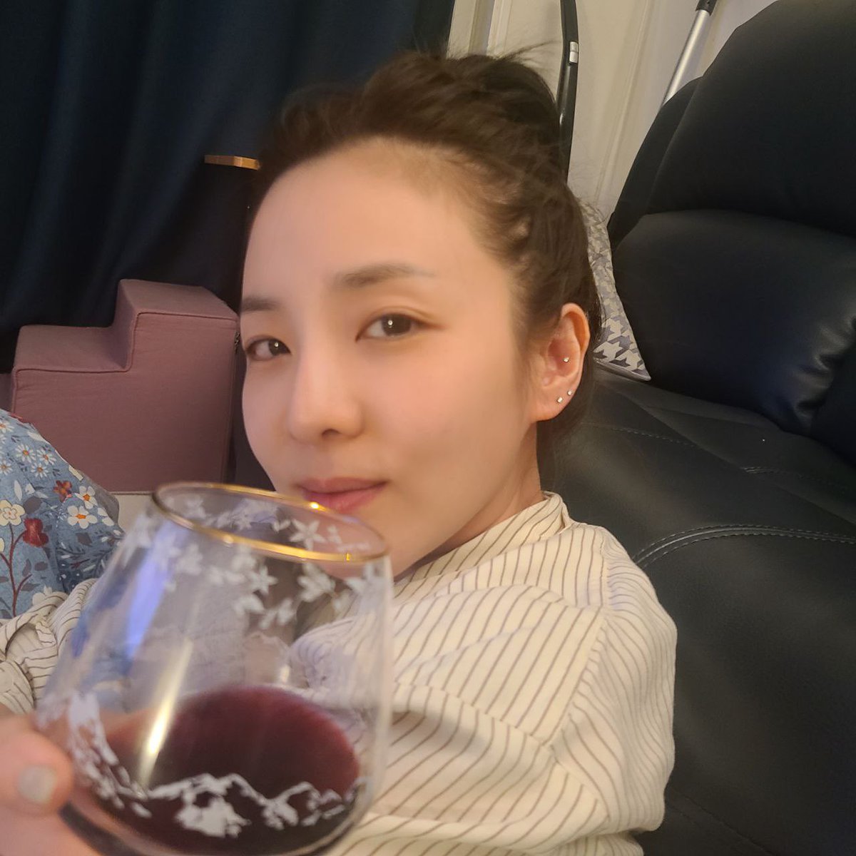 krungy21 tweet picture