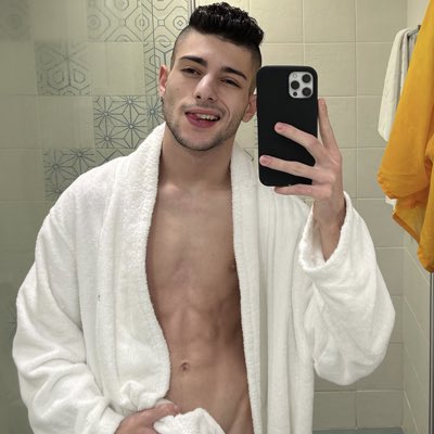 teo_sing1's tweet photo. #NewProfilePic https://t.co/xtq0N1tM86