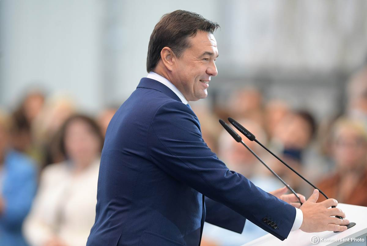 Подал в отставку 2025. Шадаев министр цифрового развития. новые министры 2025 после выборов.