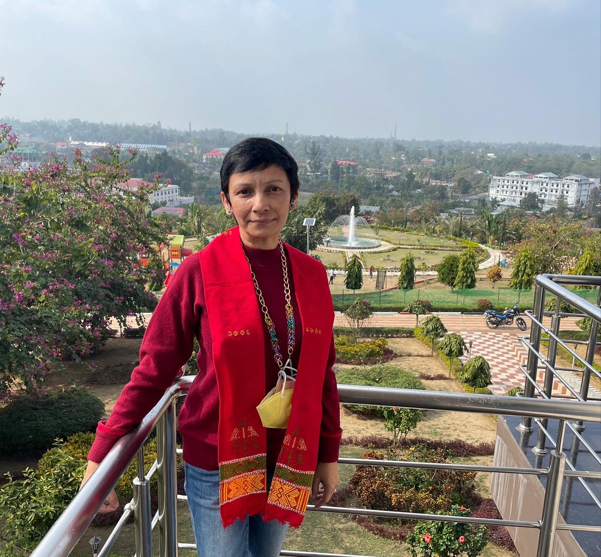 oineetom tweet media