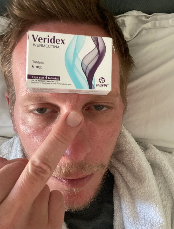 cantbarzed's tweet photo. @BadMedicalTakes Looks like his immune system isn't up to it. No to the vaccine sheeple.....I'm getting de-wormed. https://t.co/laWsJn5jzM