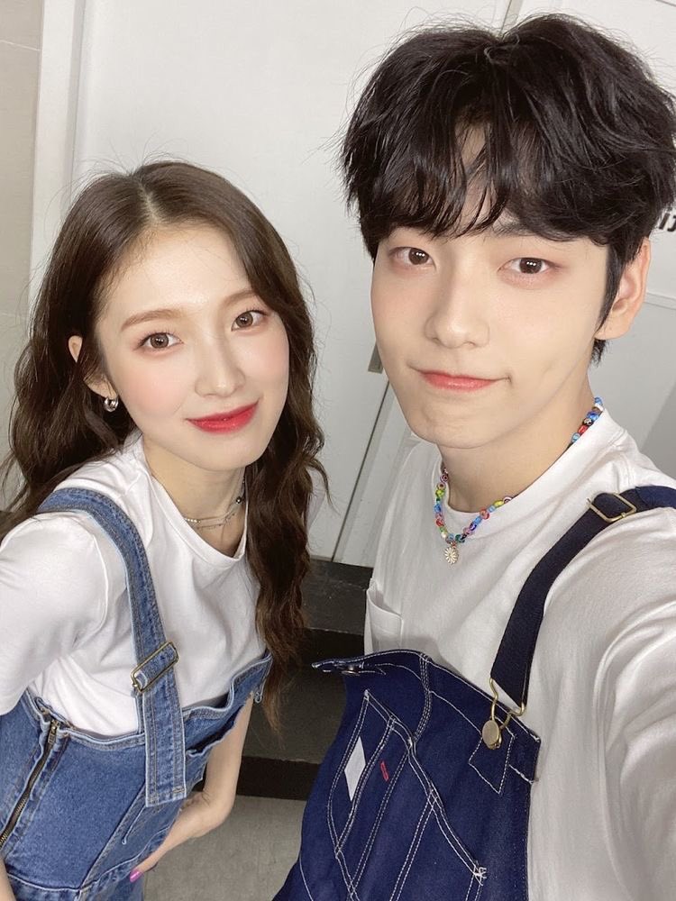 fxyewon's tweet photo. 🤩 https://t.co/FH9UErOPcB