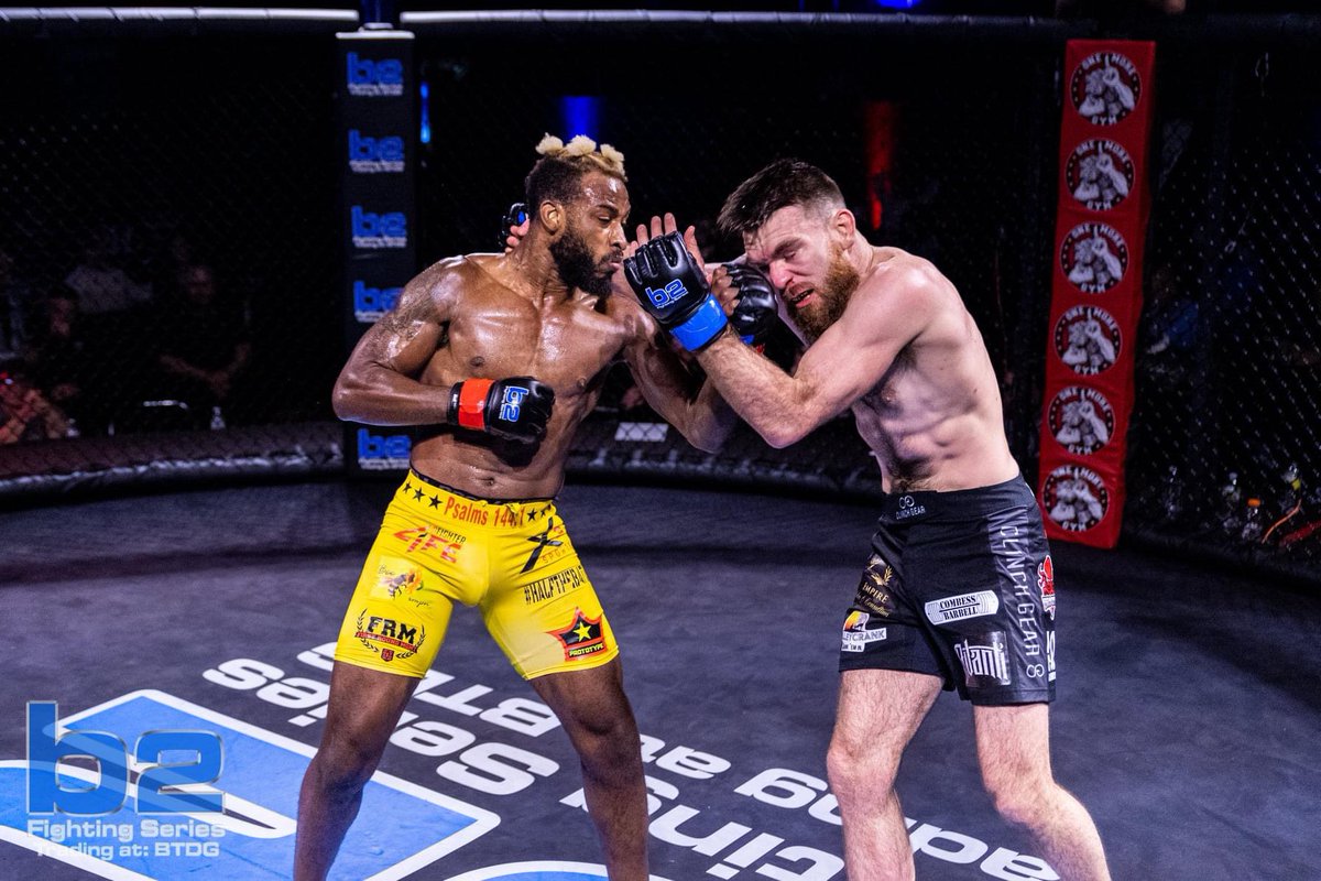 b2digitalotc's tweet photo. Here are some more B2 Digital $BTDG B2 Fighting Series action🥊shots of #B2FS145 in Birmingham, Alabama! Congrats to Spartan SBG for taking win after win🏆this past weekend! #b2fs #b2fightingseries #mma #MixedMartialArts #entertainment #sports #LiveSports https://t.co/71DTyCPIt0
