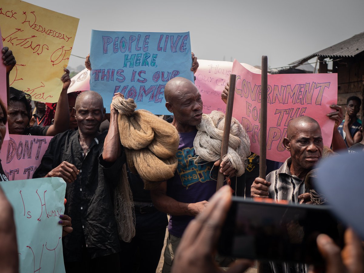 The governor declared he would demolish our communities. 
We came out in protest. 
He sent in the police and bulldozers. 
12 people detained; over 2000 people made homeless; 58,000 at risk.

#ElechiWaterfront #PortHarcourt:
 #PeopleLiveHere #EndForcedEvictions