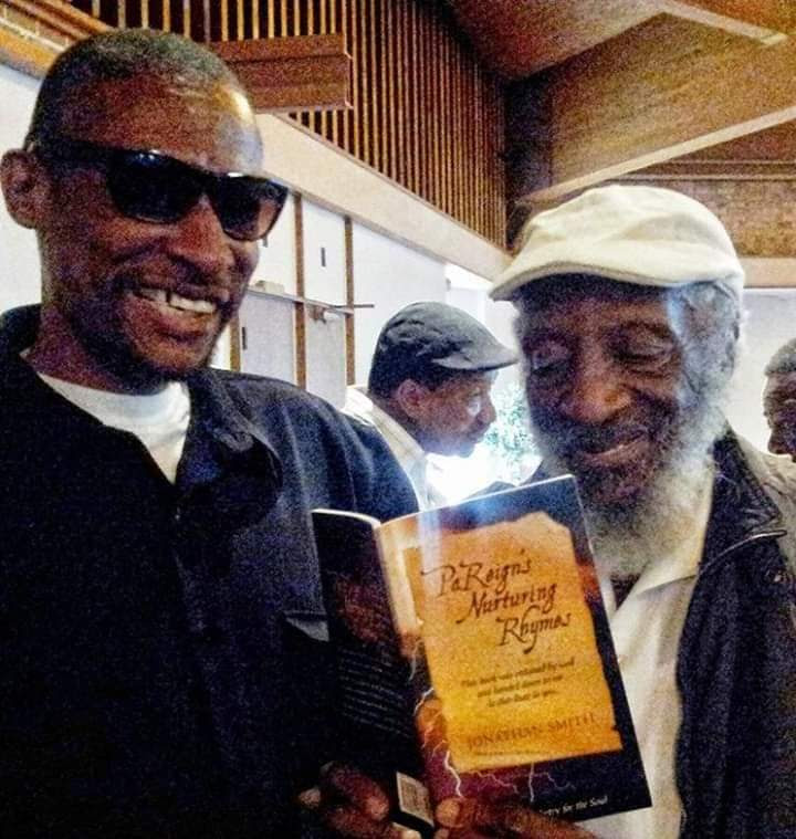 Jonatha85301126's tweet photo. #WritingCommunity
#BWO #UAPO #RIPDickGregory #KevinGates #SouljaBoy #poetry #PoeticJustice
Unity has to start in our commUNITY or our children have dark days ahead. https://t.co/KhUxj8uvMP https://t.co/Oln15H4ofv