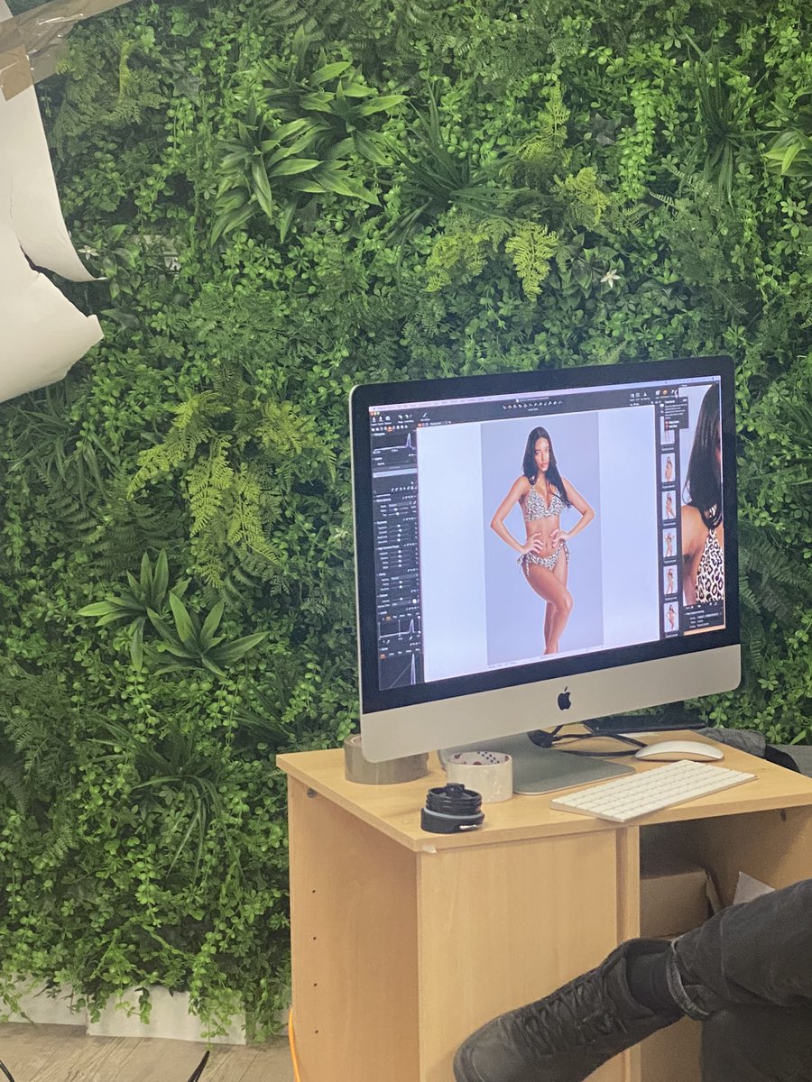Sneaky look BTS of todays shoot! Loads of lovely summer styles coming through ☀️ 👙#summeriscoming #SS22 #southbeach