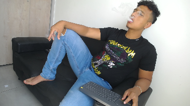 #cashmaster #findom  #alphafeet #alphamale #smellyfeet #financialdomination #cashmaster      #finslave