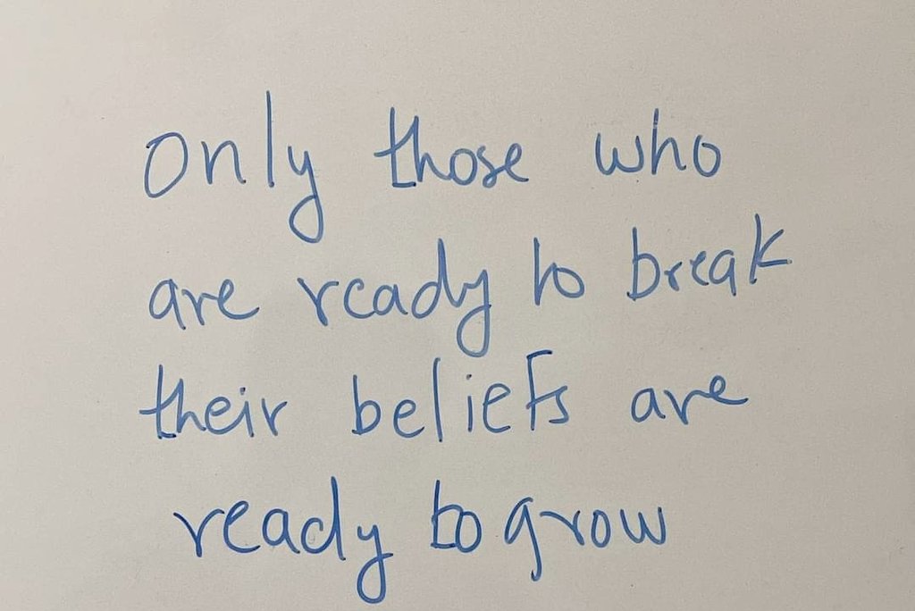 MalikaGuria's tweet photo. Sometimes we are ready to failure in order to grow......MG 🥲
#wordswithwisdom https://t.co/8NOAo193vy