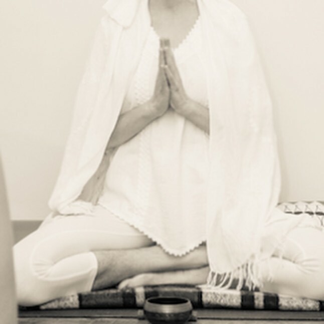 Coming up this month 💫
Workshops that fuel your soul! 
Learn more at: circlestudios.ca
WORKSHOPS ✨ #soundhealing #presence #meditation #heart #openheart #sacredsounds #gong #crystalbowls #soundbath #breath #pranayama #yoga #practice