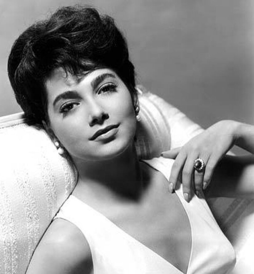 http://www.classicmoviehub.com/bio/suzanne-pleshette. 