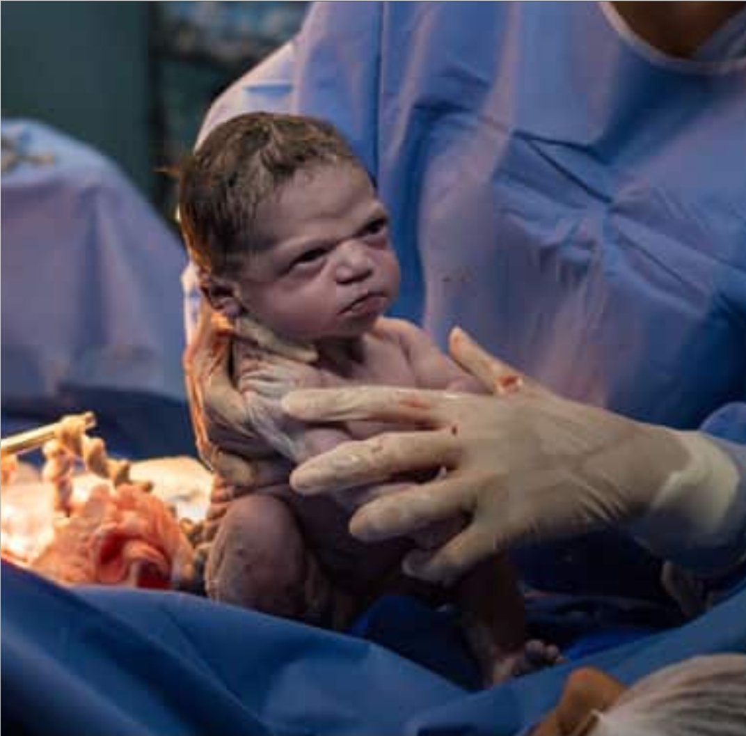 Rihanna's baby: WHERE'S THE ALBUM.... MOM????