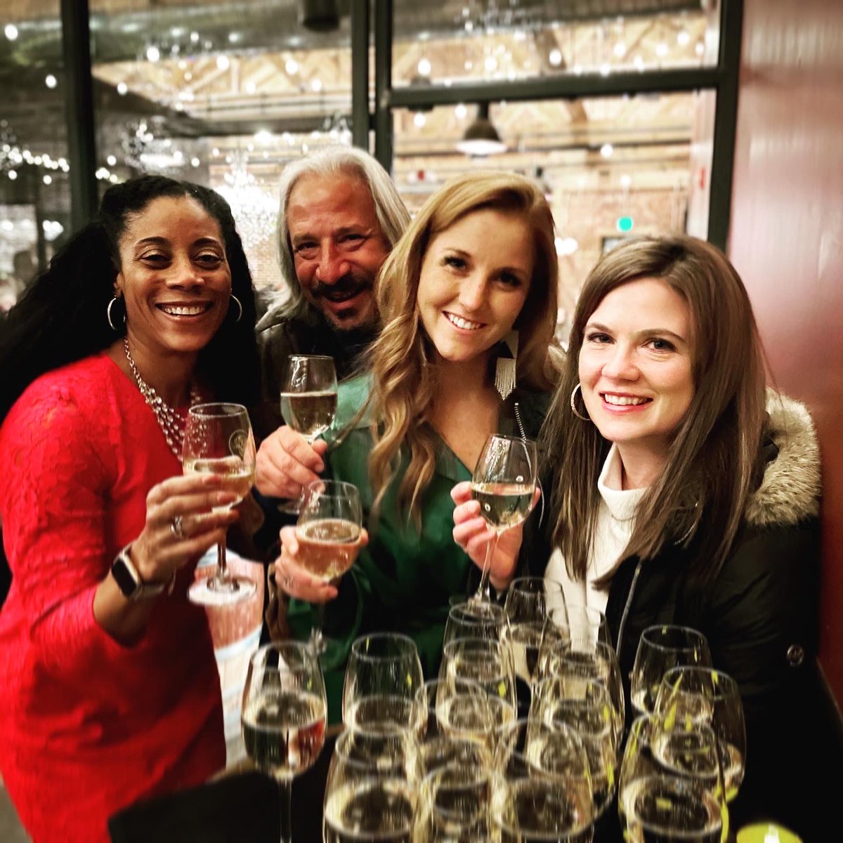 WOW!! What an incredible weekend celebrating the beginning of 2022 and all that’s to come for MorEvents. This team is truly special and everyone who couldn’t make it, we missed you.

#teamwork #celebration #TravelWithME