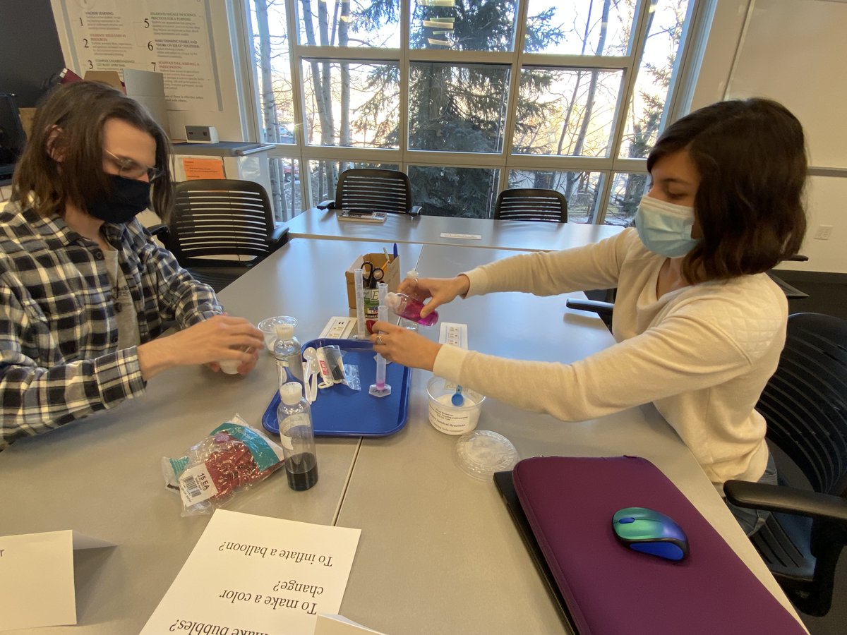 cstlnau's tweet photo. 1st STICH Professional Development Workshop- ✔️
Thank you to Joelle, Nena, and Tina for running the show, and to all the STICH scholars for their participation! 😎❄️🔭🌿
#STICH #WaysofLearning #STEM #STEMcommunication https://t.co/iMiR3A08Ai