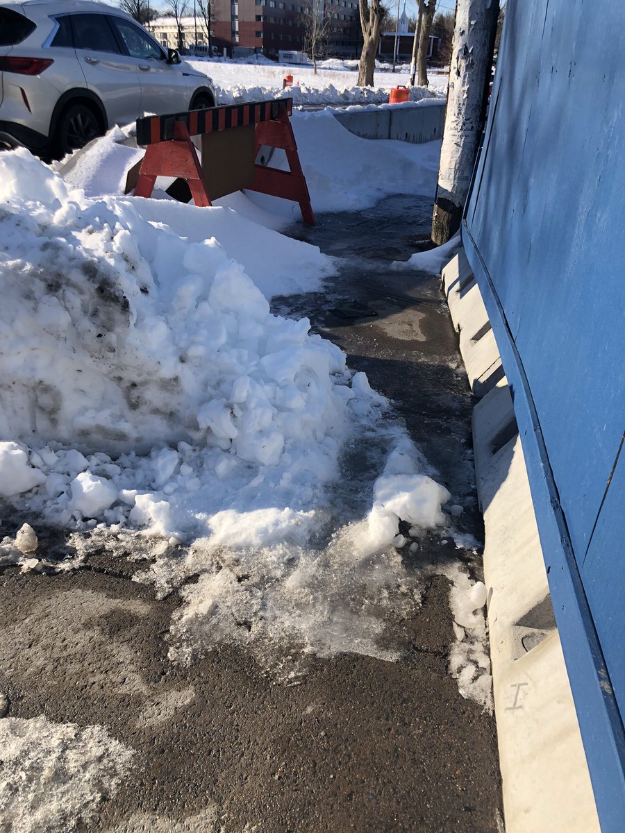 Sarahdwaugh's tweet photo. @hfxgov @cbcns unacceptable!!! This is at the willow tree intersection, a MAJOR intersection leading to our largest hospital. How is someone with mobility challenges going to navigate this. DO BETTER. https://t.co/WCRtxghOUB