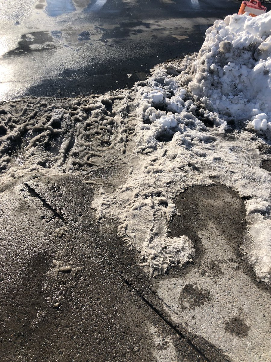 Sarahdwaugh's tweet photo. @hfxgov @cbcns unacceptable!!! This is at the willow tree intersection, a MAJOR intersection leading to our largest hospital. How is someone with mobility challenges going to navigate this. DO BETTER. https://t.co/WCRtxghOUB