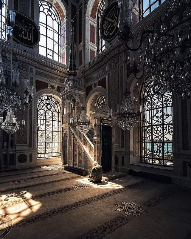 "فاستجبنا له ونجيناه من الغمِّ وكذلك نُنجي المؤمنين".♥️